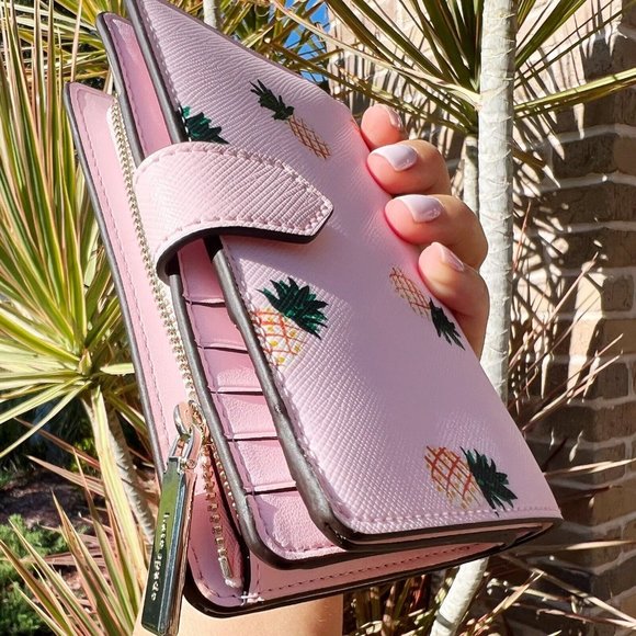 Kate Spade Medium Compact Bifold Wallet - Picture 2 of 5